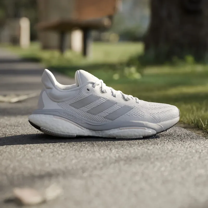 Adidas SolarGlide 6 “Crystal White Taupe Metallic” (HP9814)