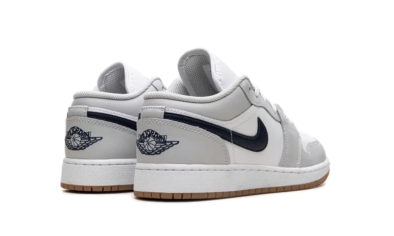Jordan 1 Low GS “White Neutral Grey Gum Midnight Navy” (553560-146)
