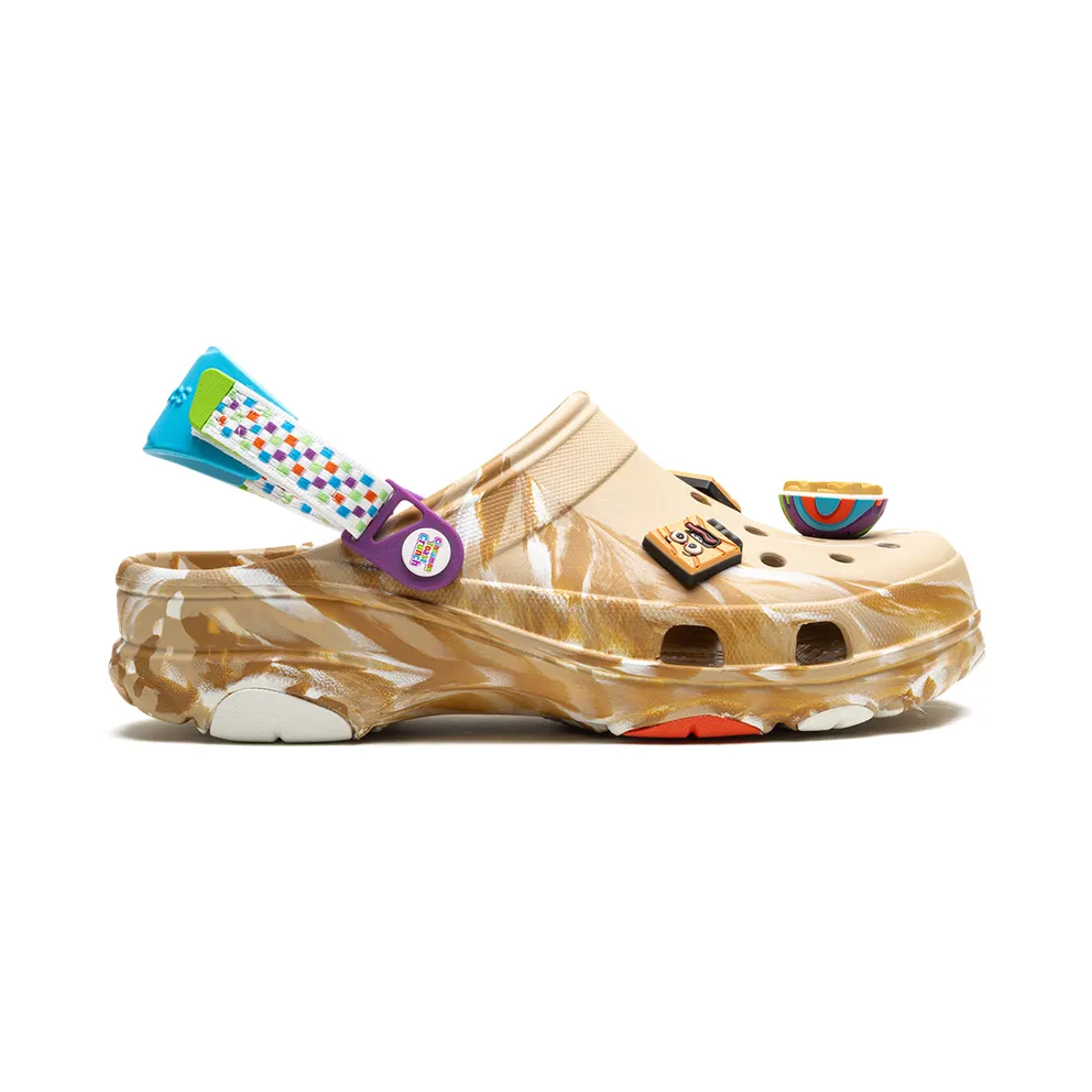 Crocs Classic Clog “Cinnamon Toast Crunch” (207920-2E9)