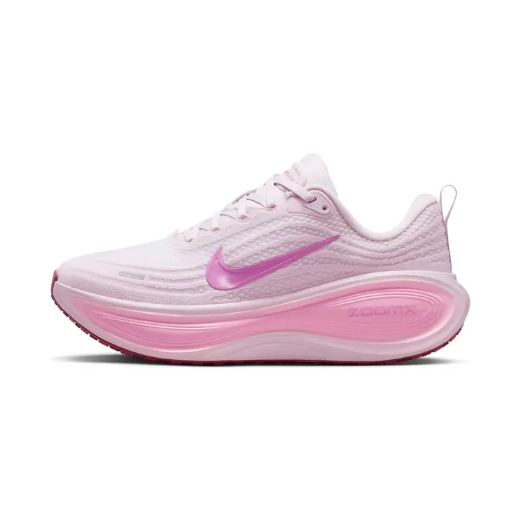 Nike Vomero Plus Bleached Lilac Pink – Paars “Bleached Lilac / Pink Rise / Pink Foam / Light Magenta” (HV8154-504)