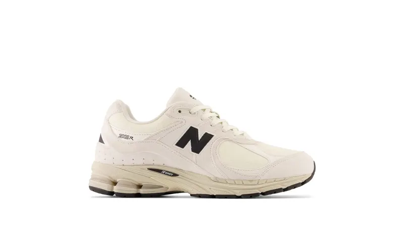 New Balance 2002R White Pack (M2002RSW)