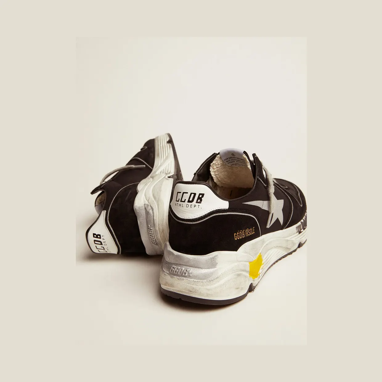 Golden Goose Black Running Sole Low-Top Sneakers (GMF00126.F000326.90178) (5)