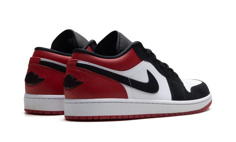 Jordan 1 Low SE “Black Toe (2025)” (IB8971-106)