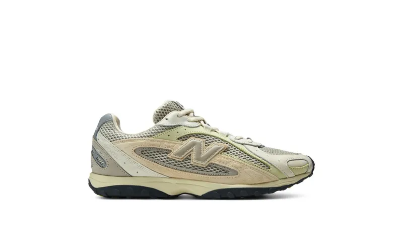 AURALEE x New Balance 204L (U204L7YU)