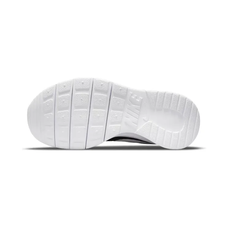 nike-tanjun 818382-011