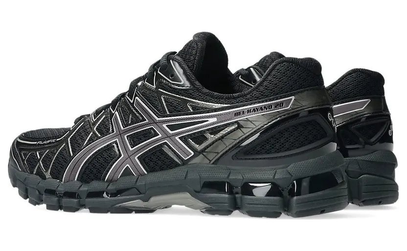 Asics Gel-Kayano 20 “Black Clay Grey”: stealth met tanden (3)