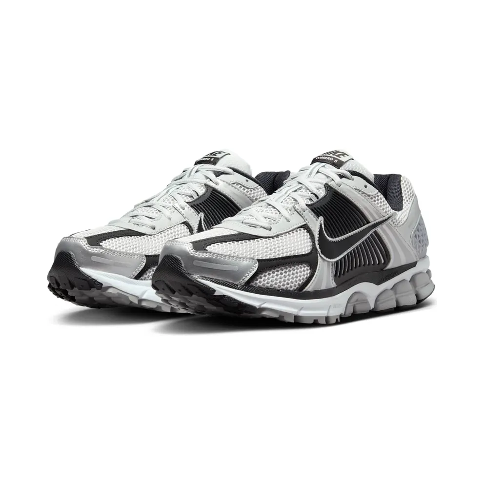 Nike Zoom Vomero 5 “Metallic Silver Black” (FJ4151-004)