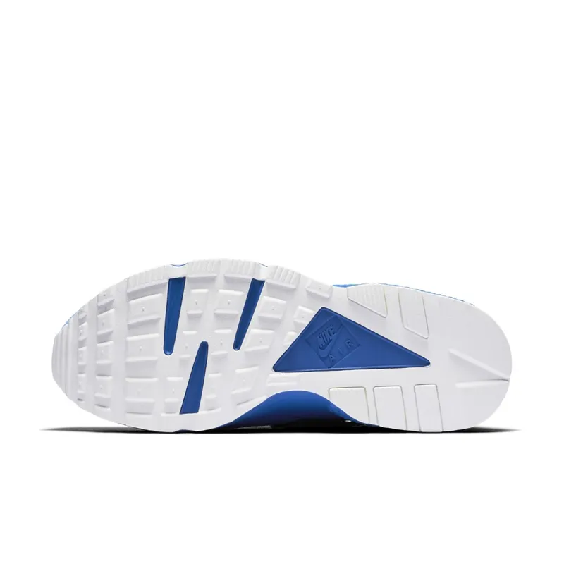 Nike x Undefeated Air Huarache LA (853940-114)