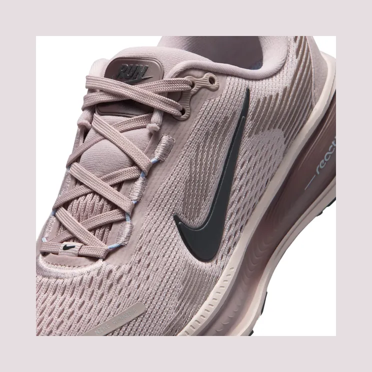 nike-vomero-18 HQ2157-602