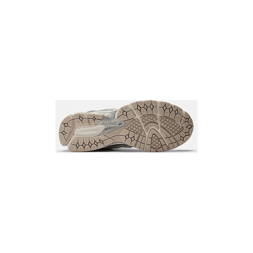 New Balance M1906REE (silver metallic) – M1906REE
