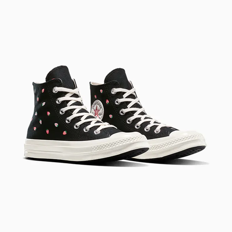converse-chuck-taylor-all-star A14944C