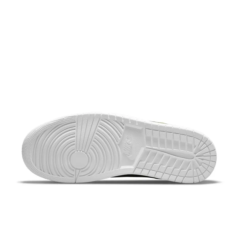 Jordan 1 Centre Court Oil Green (DJ2756-300)