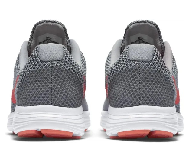nike-revolution 819303-002