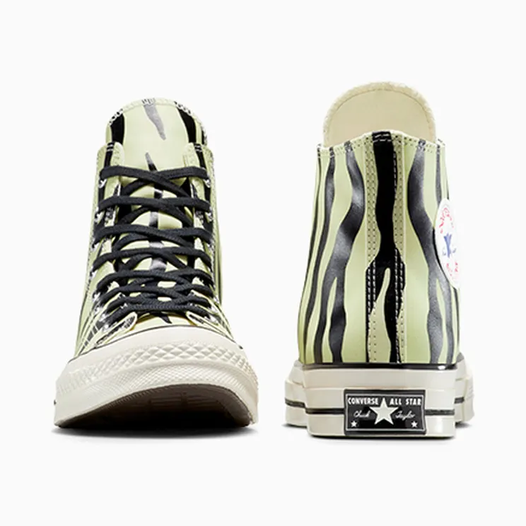 converse-sneaker A15032C