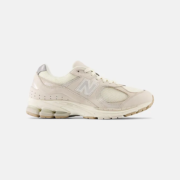 New Balance 2002R White Ivory (M2002RAA)