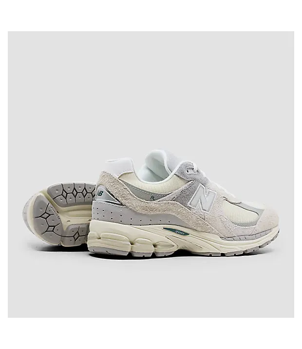 new-balance-2002r M2002REK