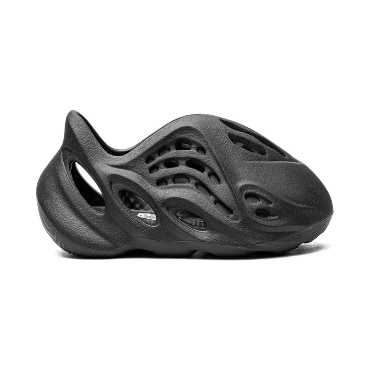 yeezy-foam-runner HP5346