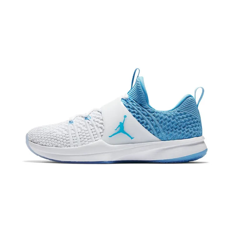 Jordan Trainer 2 Flyknit UNC