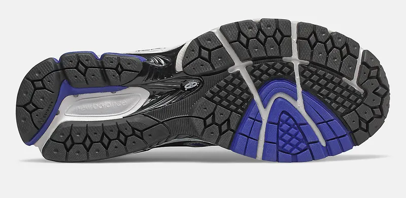 New Balance 860V2 “WHITE BLUE” (ML860XB)