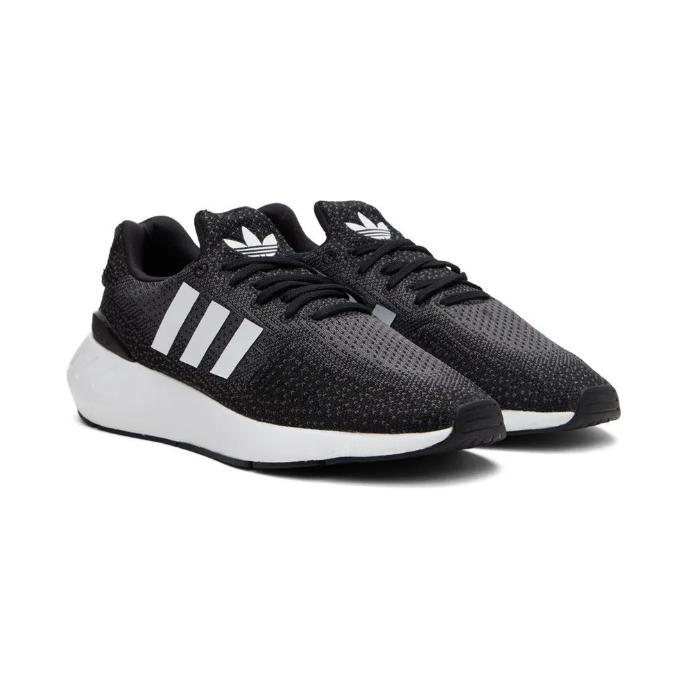 Adidas Swift Run 22 Core Black / Cloud White / Grey Five (GZ3496)