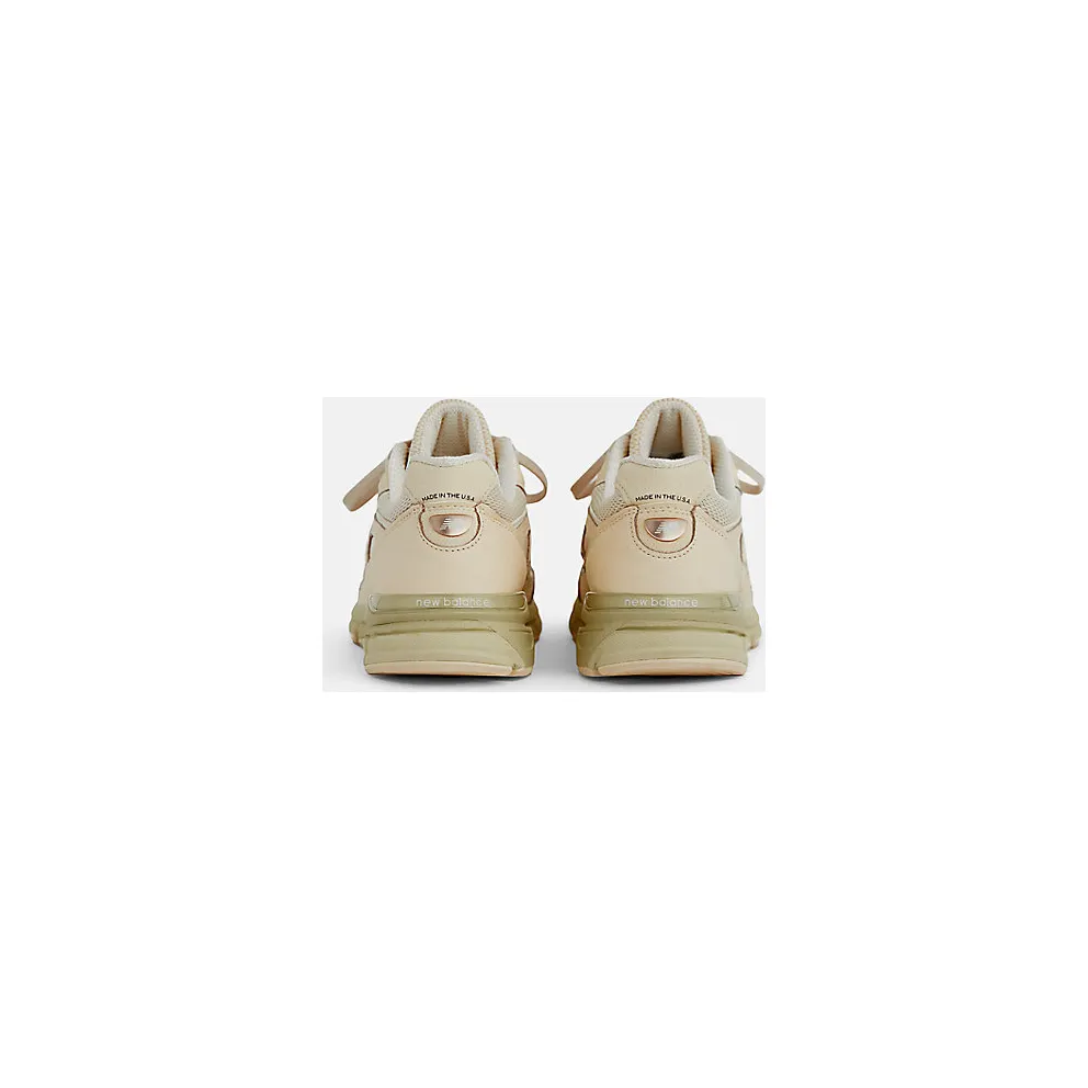 New Balance 990v4 “Made in USA – Macadamia Nut” (U990BO4)