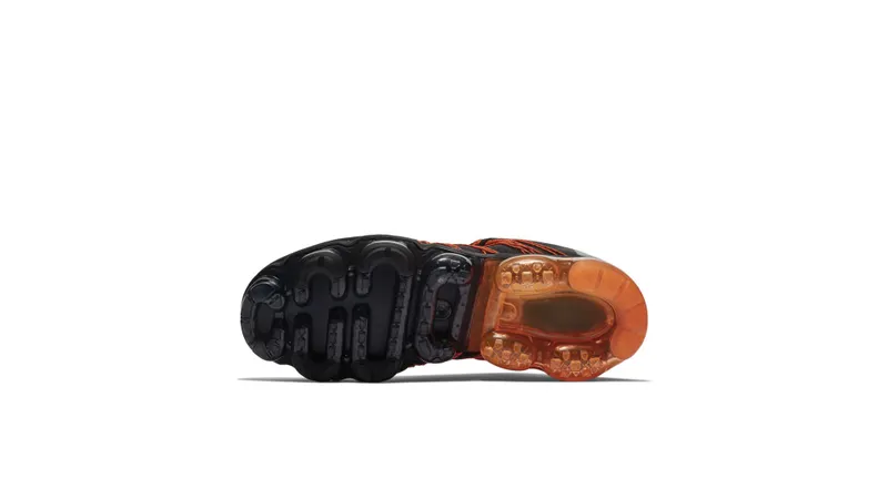 Nike Air VaporMax Run Utility Black Orange Black/Reflect Silver-Oil Grey (AQ8810-005)