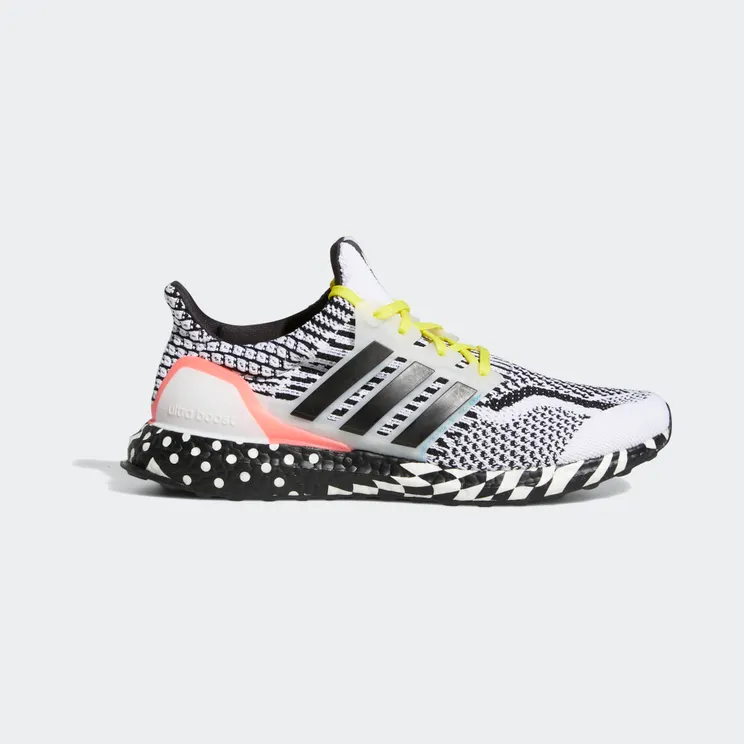 adidas Ultraboost 5 DNA Cloud White / Core Black / Turbo (GY0326)