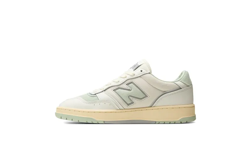 New Balance BB950 – “ANGORA / SILVER MOSS” (U9509MT)