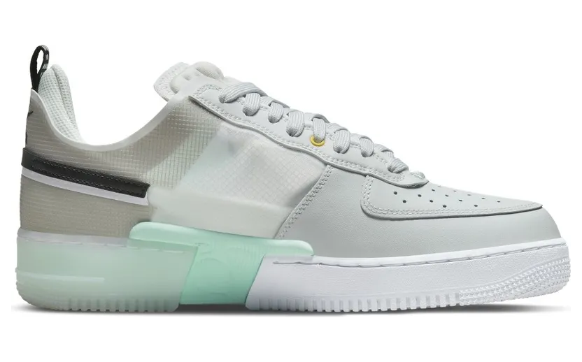 nike-air-force DM0573-001
