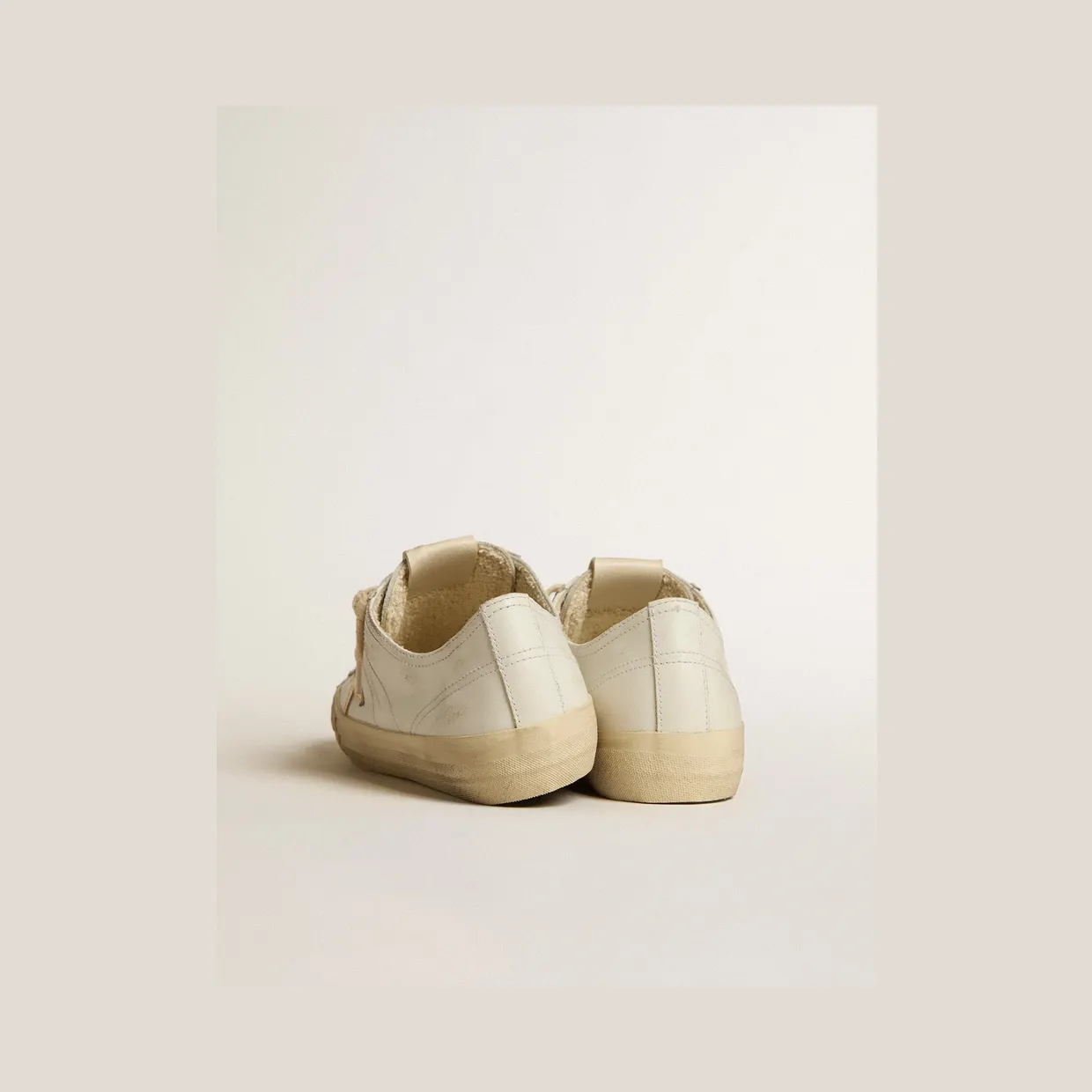 Golden Goose V-Star In White Leather With Gold Metallic Leather Star (GWF00129.F005292.10272) (5)