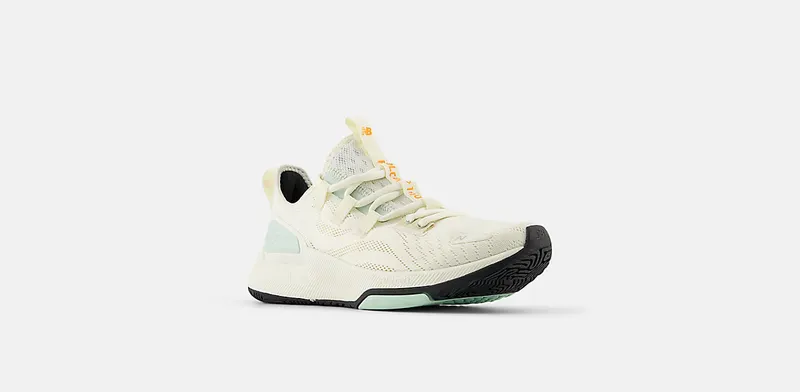 New Balance FuelCell Trainer v2 Angora Calcium Clay Ash (WXM100S2)