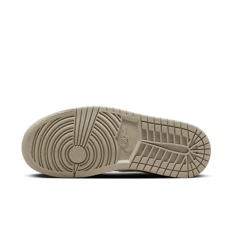 Air Jordan 1 Low “Team Gold / Sail” (FN3722-701)