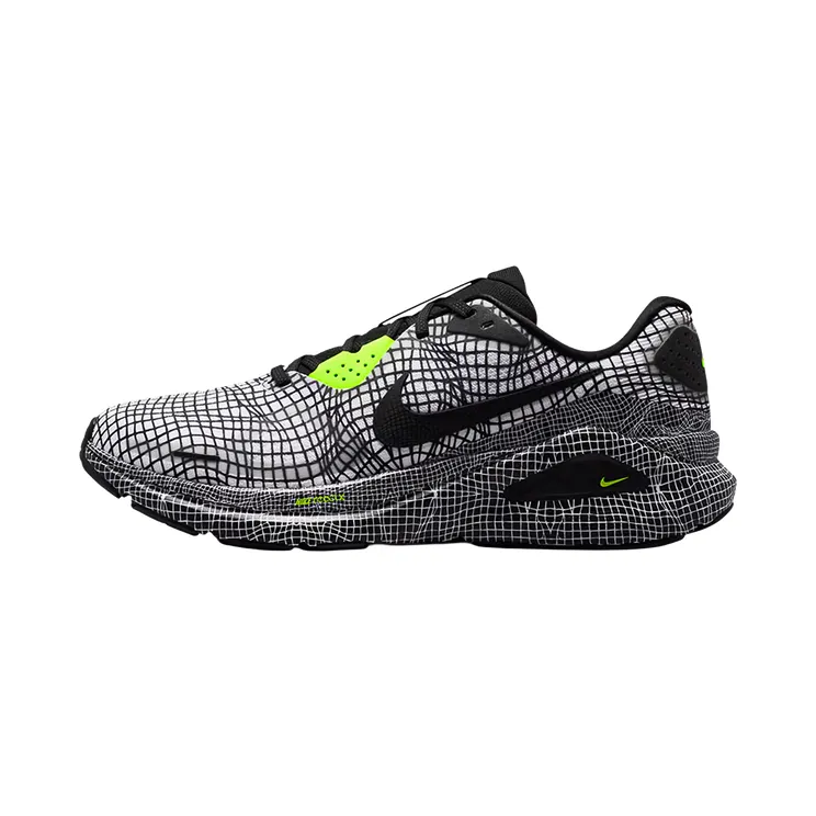 Nike Structure 26 “White Black Volt” (IQ0606-100)