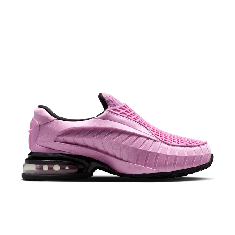 Nike Air Max Dolce – “Light Magenta / Light Magenta / Black” (IB4527-500)