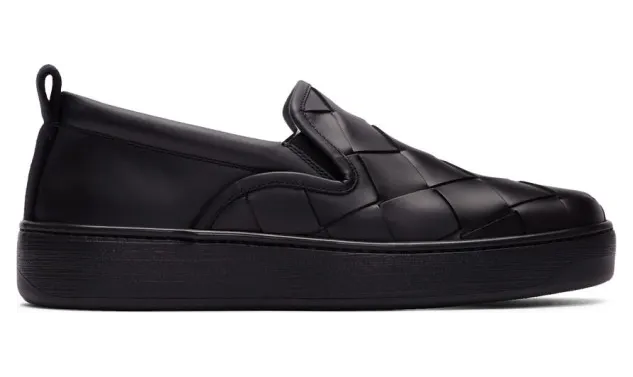 Bottega Veneta Black Maxi Intrecciato Sneakers (578303 VBPG1)