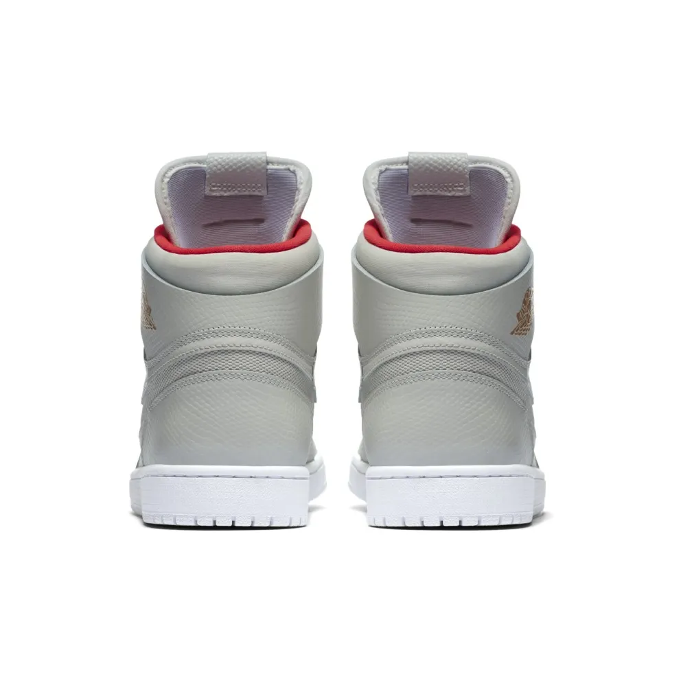 Jordan 1 Retro High Nouveau Pure Platinum Bright Crimson Pure Platinum/Pure Platinum-Bright Crimson-White (819176-050)