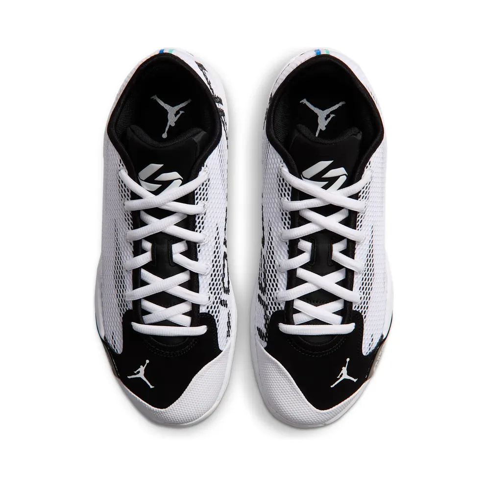Jordan Luka .77 – “White / Black” (IF1610-104)