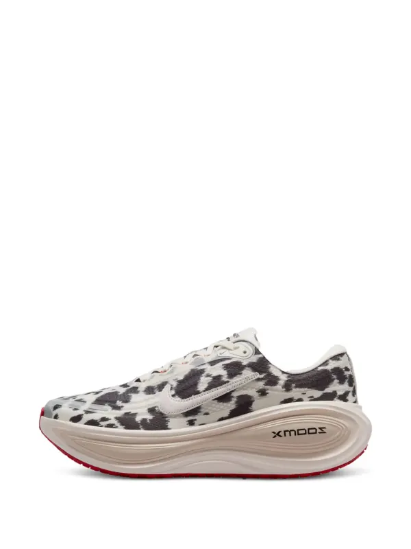 Nike Vomero Plus cow-print sneakers – Beige (IR0032)