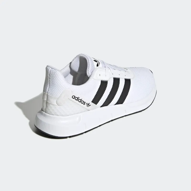 Adidas Swift Run RF ‘Cloud White’ Cloud White/Core Black/Cloud White (FV5358)