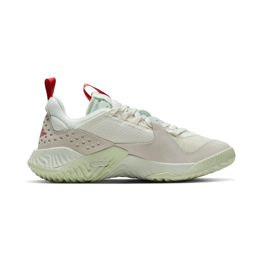 Jordan Delta SP Sail Red (W) Sail/University Red (CT1003-100)