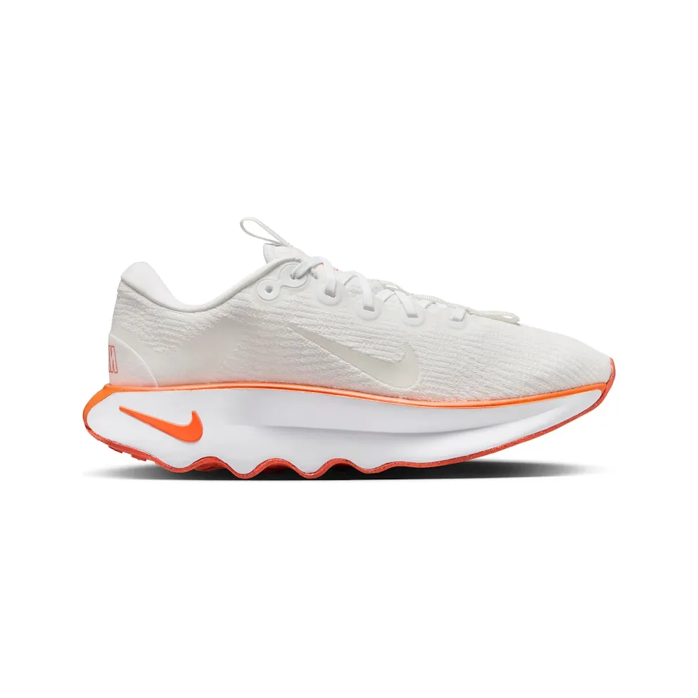 Nike Motiva “White / Summit White / Turf Orange” (DV1238-109)