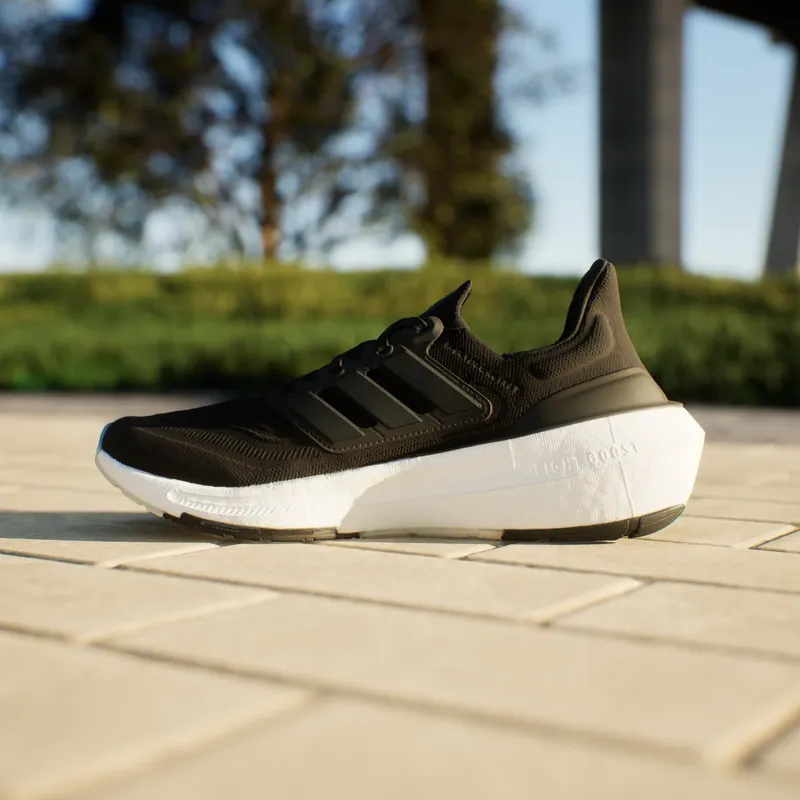 adidas Ultra Boost Light Core Black White (GY9351)