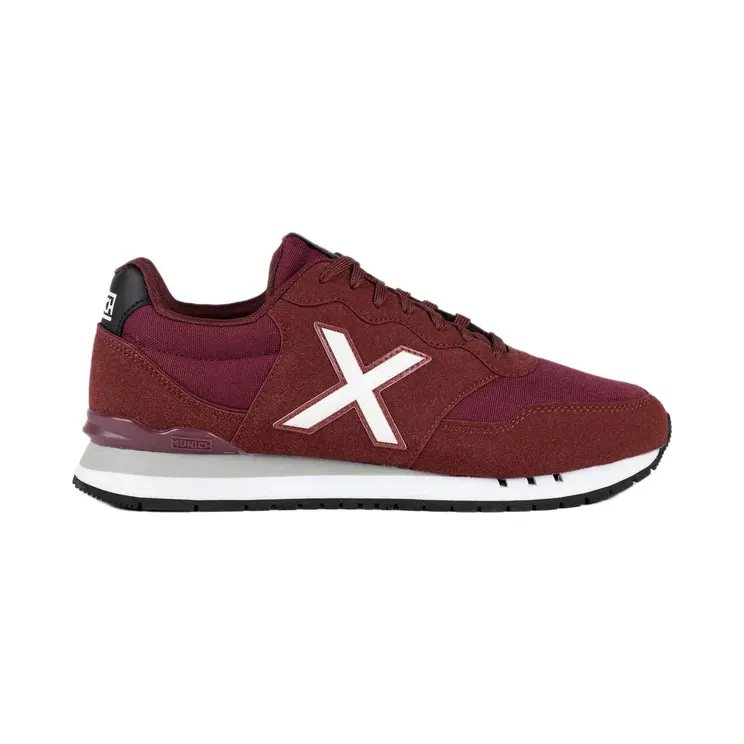 Munich Dash Red (415028747)
