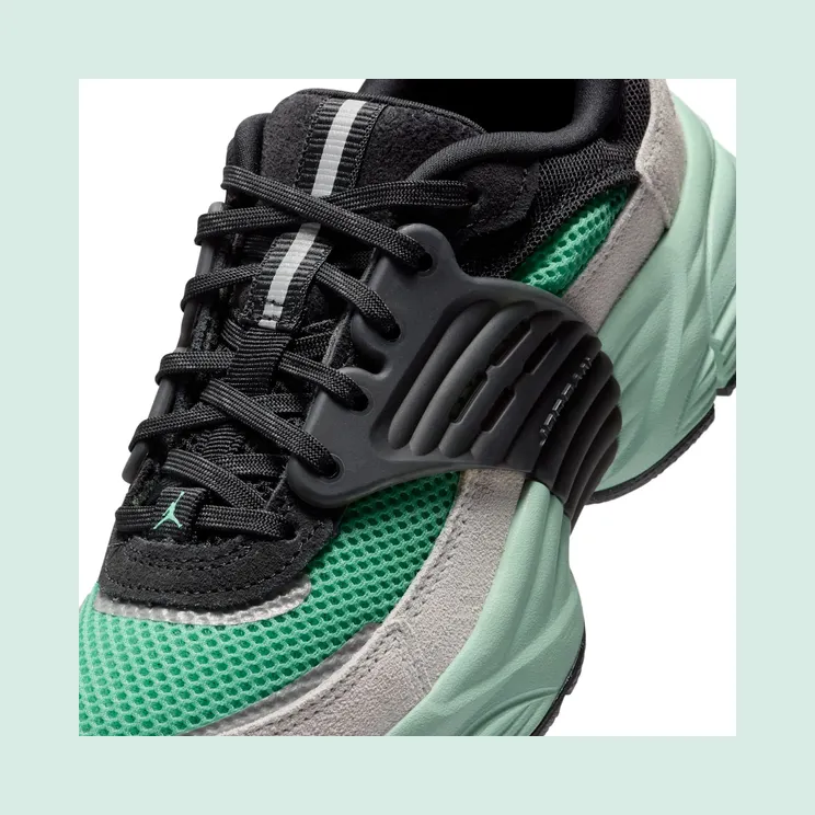 air-jordan-trunner II6531-004