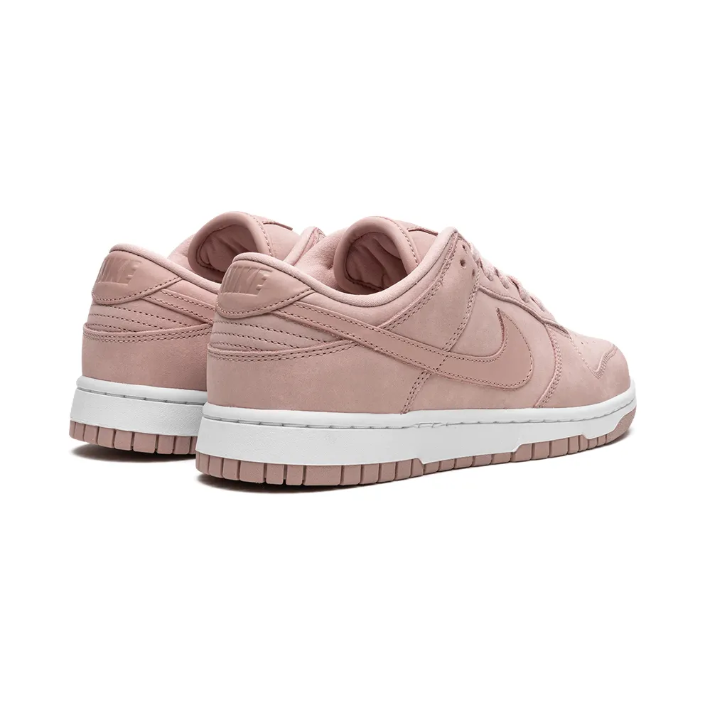 Nike DUNK LO PRM “Pink Oxford” (DV7415-600)