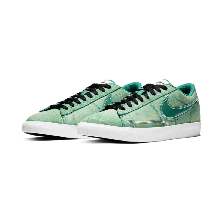 nike-blazer AT4610-300
