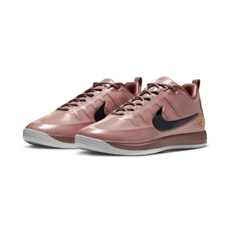 Chevrolet x Nike Book 2 – Sanddrift “Metallic Red Bronze / Sail / Metallic Silver / Black” (IO9841-900)