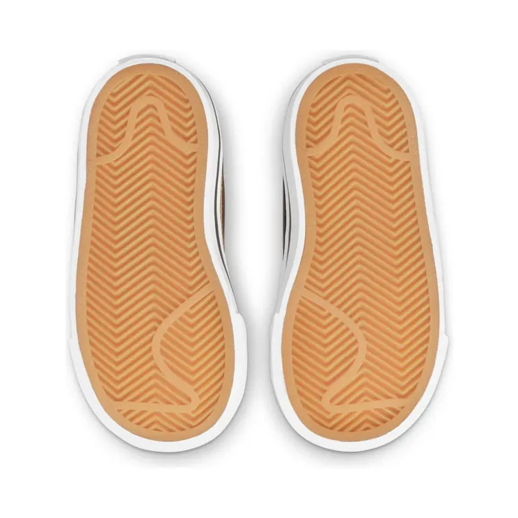 nikecourt DA5382-102