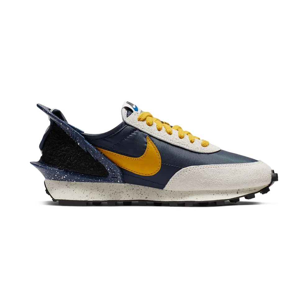 Nike Daybreak Undercover Obsidian (W) Obsidian/Gold Dart-Sail (CJ3295-400)