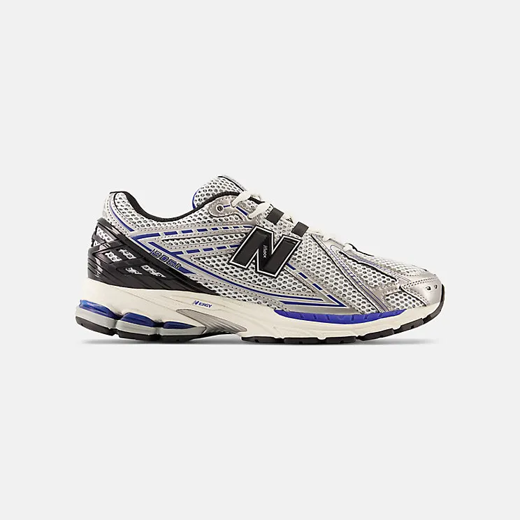 New Balance 1906R “Silver Metallic” (M1906RCD)